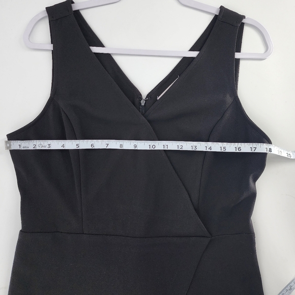 Nanette Lepore NWT Little Black Dress Back Zip V-Neck 12 - Picture 9 of 11